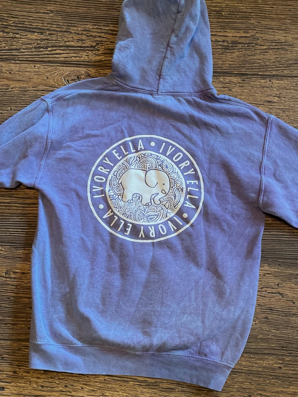 ivory ella Ladies Small Lavender Pullover Hoodie with White Elephant Crest